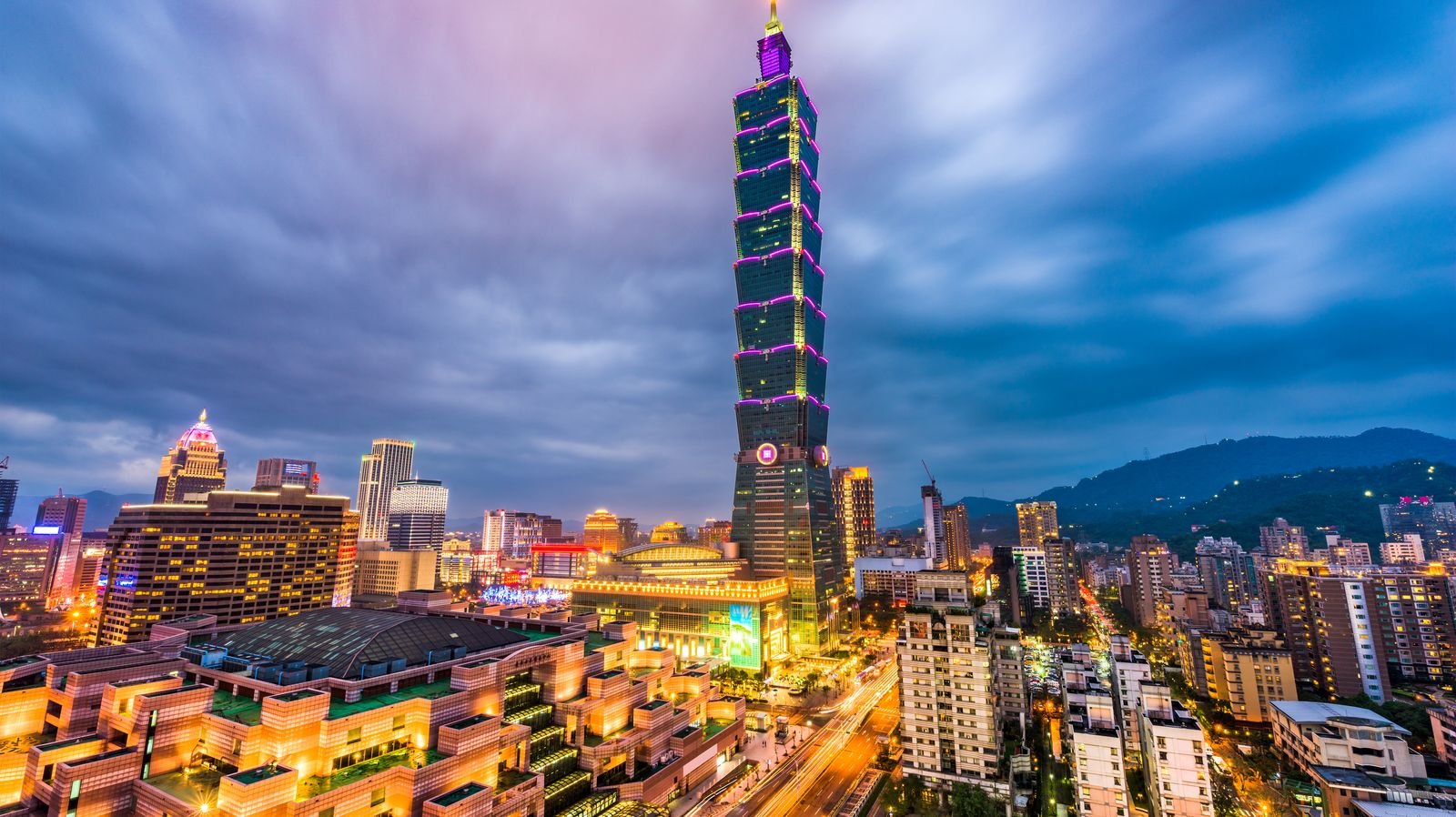 Taipei skyline